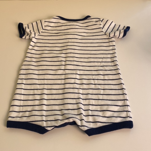 Carter’s Romper - Picture 4 of 7